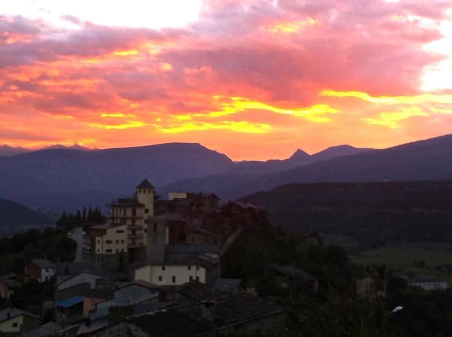 Apartament Gran Pirineu Montferrer المظهر الخارجي الصورة