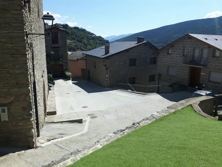 Apartament Gran Pirineu Montferrer المظهر الخارجي الصورة