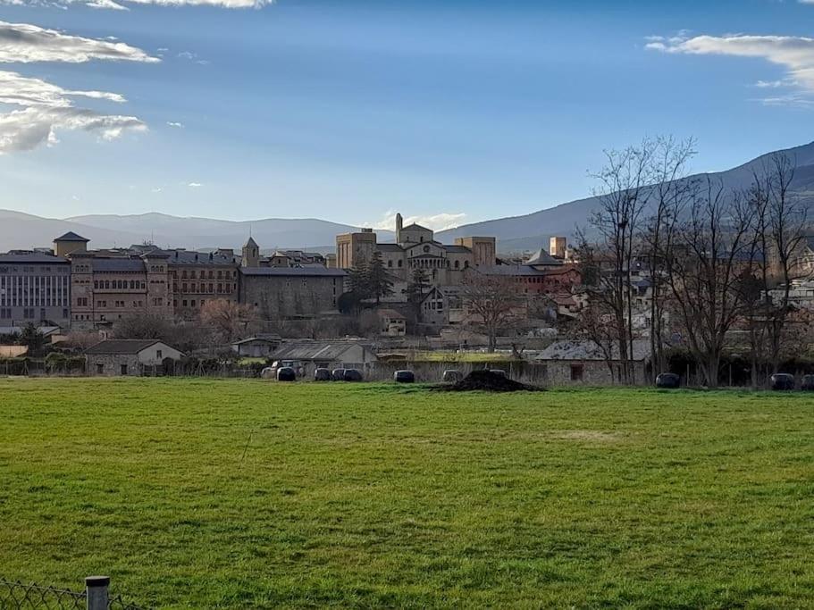 Apartament Gran Pirineu Montferrer المظهر الخارجي الصورة